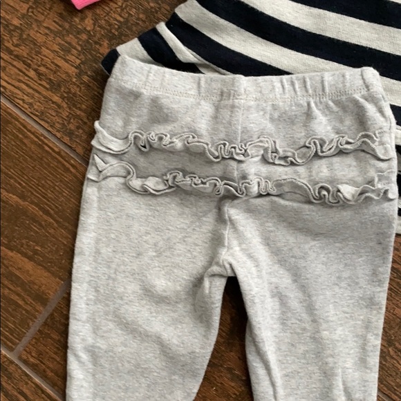 🎀Carter’s 3 outfit 9 month girls bundle 🎀 - Picture 15 of 16